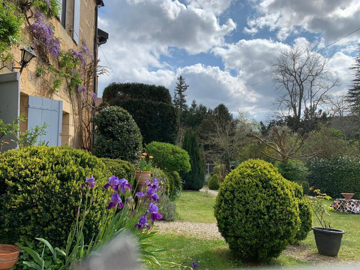 Ferme De Tayac - Charme Avec Pool Les Eyzies Exterior foto