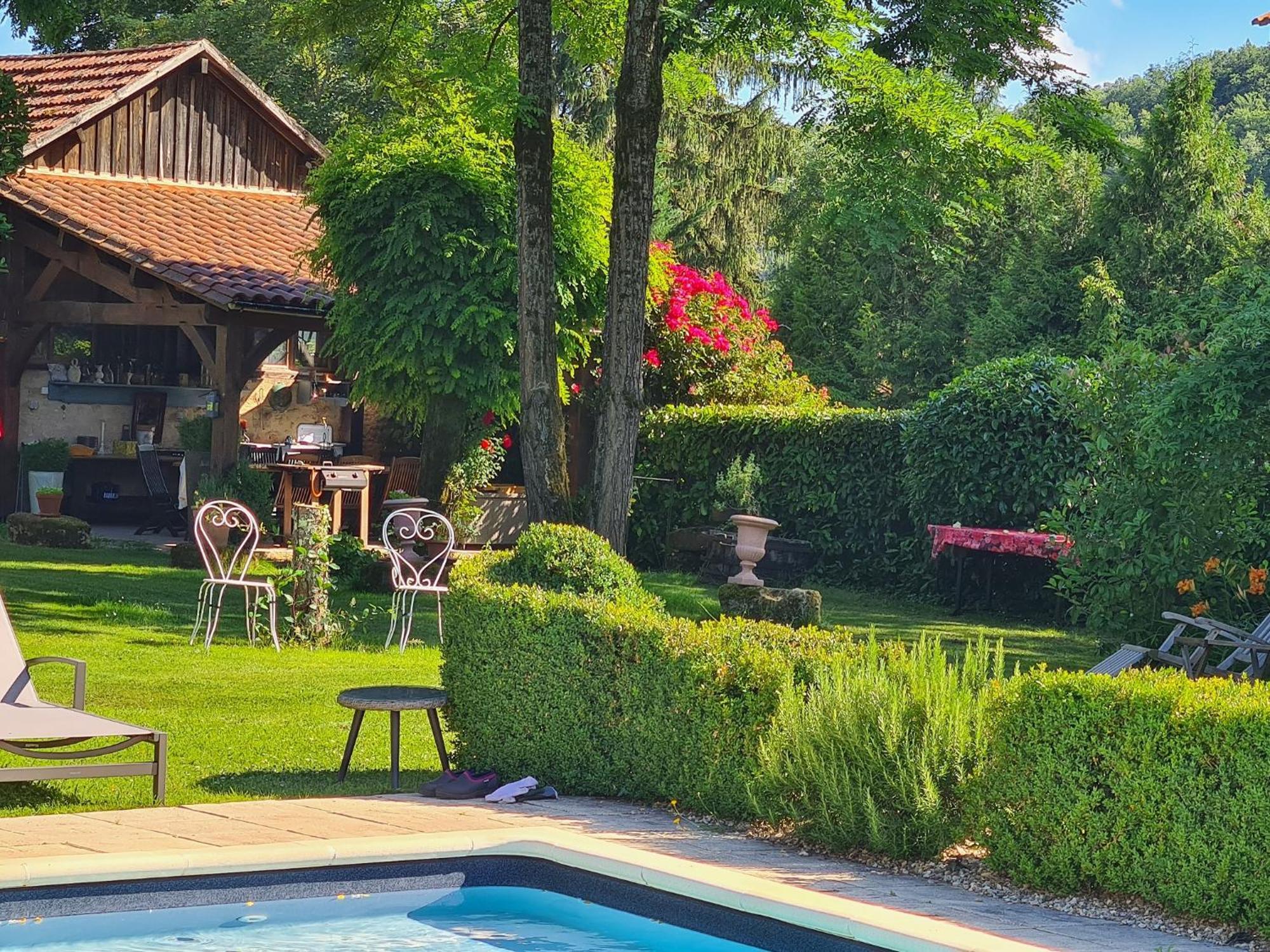 Ferme De Tayac - Charme Avec Pool Les Eyzies Exterior foto